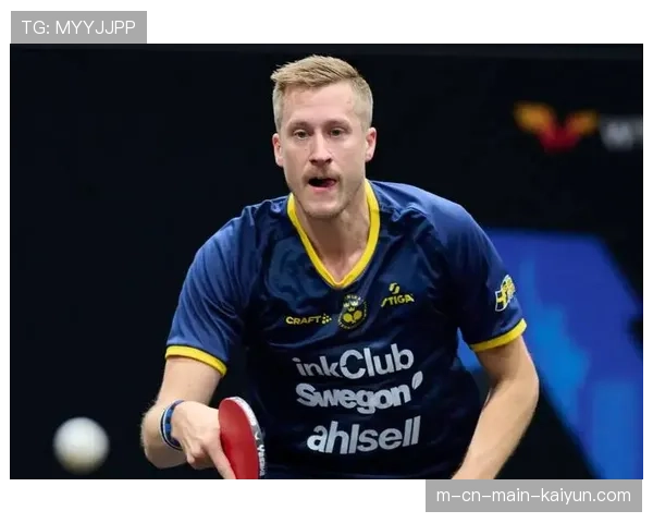 法尔克开玩笑称球员时代被批跑太慢 如今却因跑太快而吃红牌